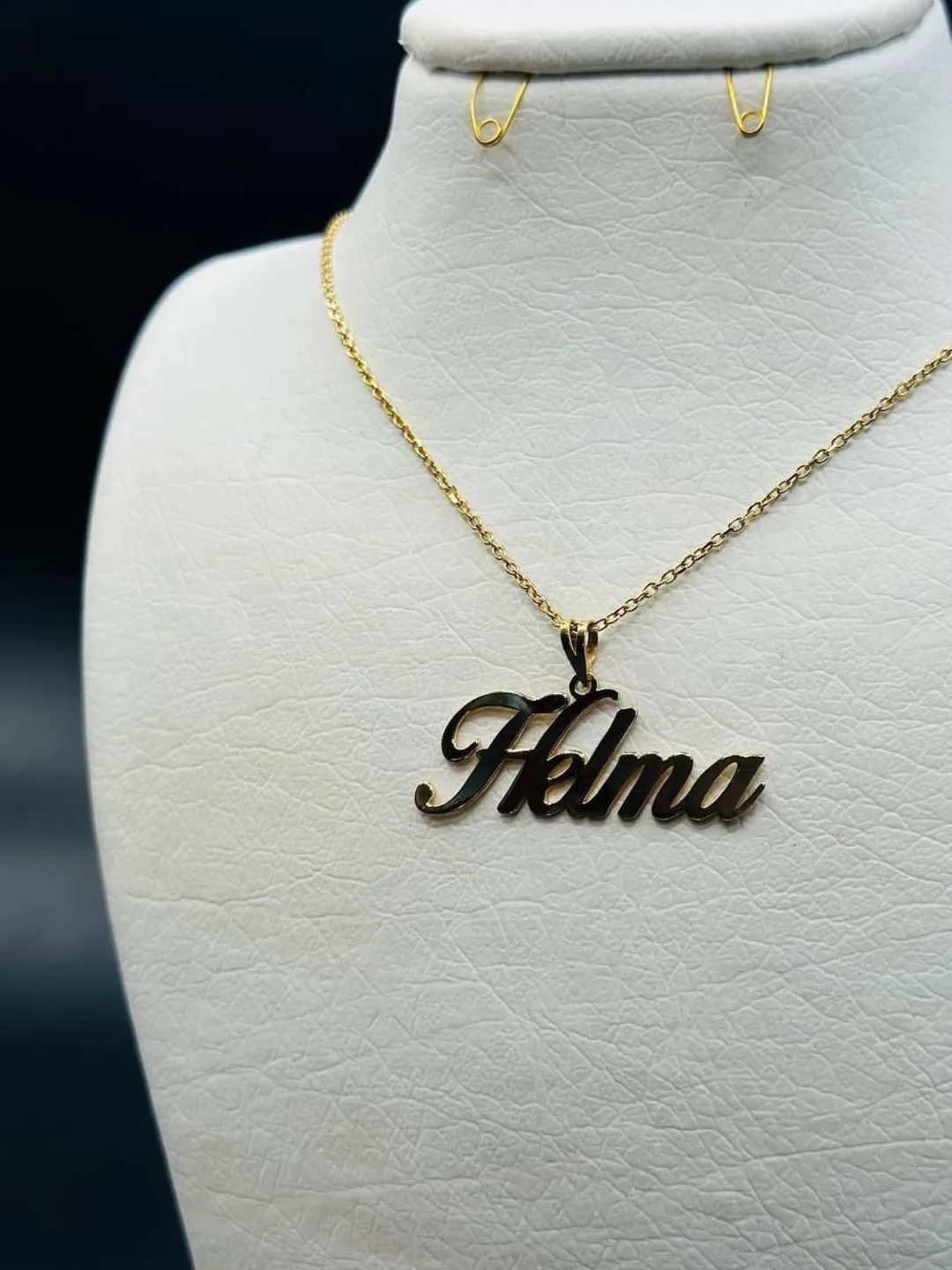 پلاک اسم لاتین حلما